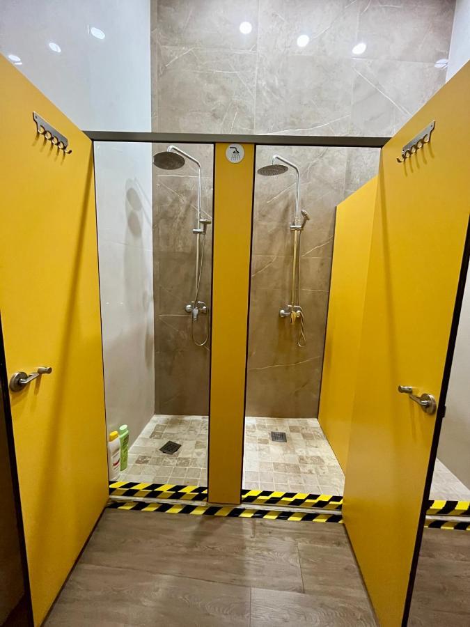 Velvet Hostel Madryt Zewnętrze zdjęcie
