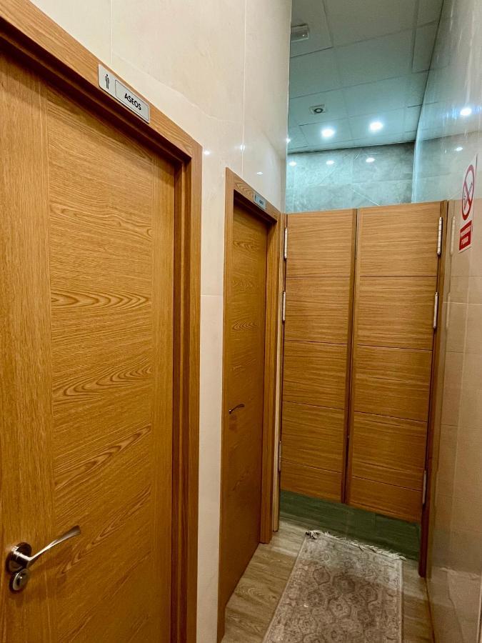 Velvet Hostel Madryt Zewnętrze zdjęcie