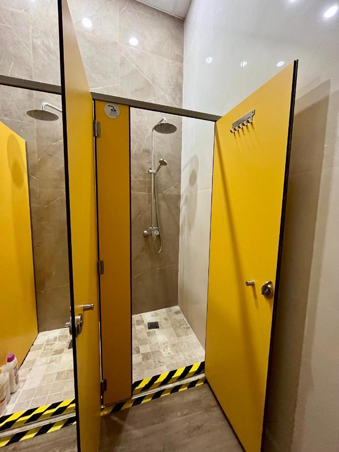 Velvet Hostel Madryt Zewnętrze zdjęcie