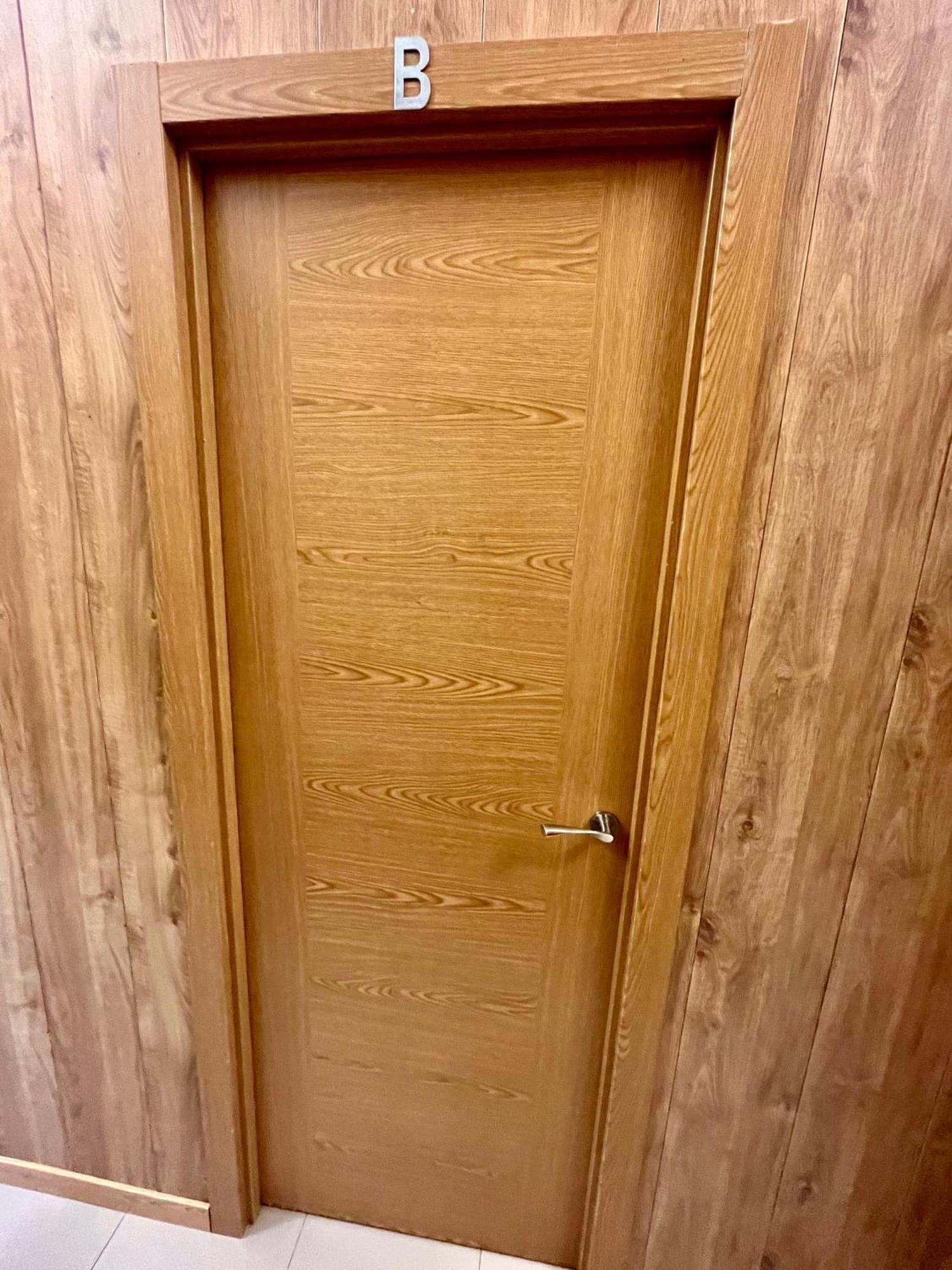 Velvet Hostel Madryt Zewnętrze zdjęcie